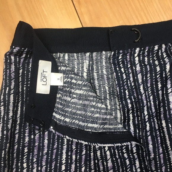 LOFT | Navy Printed Pleated Mini Skirt – 8 - Picture 5 of 8
